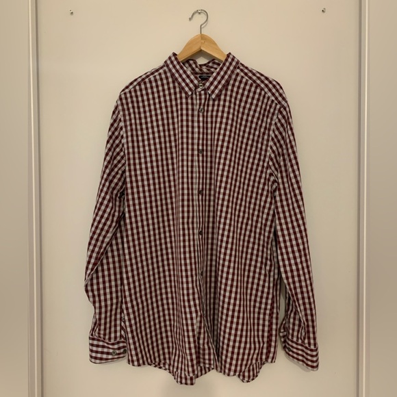 Gap slim fit non iron plaid button down - Picture 1 of 3